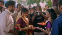 Backdrop to the movie "Aabhyanthara Kuttavaali" #791650