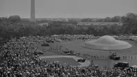 Backdrop to the movie "The Day the Earth Stood Still" #712630