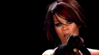 Backdrop to the movie "Rihanna - Good Girl Gone Bad Live" #716922