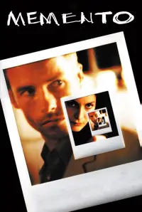 Poster to the movie "Memento" #932586