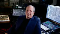 Backdrop to the movie "Hans Zimmer: Hollywood Rebel" #859245