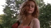 Backdrop to the movie "Uptown Girls" #821485