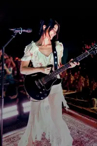 Poster to the movie "Apple Music Live: Gracie Abrams" #1019391