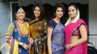 Backdrop to the movie "Nagavalli" #771799