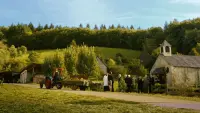 Backdrop to the movie "Die Kirche bleibt im Dorf" #850198