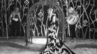 Backdrop to the movie "Salomé" #731959