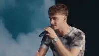 Backdrop to the movie "Bekar en concert aux Vieilles Charrues 2025" #821822