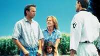 Backdrop to the movie "Field of Dreams" #767787
