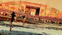 Backdrop to the movie "Woodstock 99: Peace, Love, and Rage" #757633