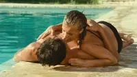Backdrop to the movie "The Swimming Pool" #785991