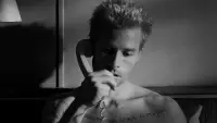 Backdrop to the movie "Memento" #700594