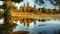 Backdrop to the movie "Angkor, le mystère des temples de bronze" #806137