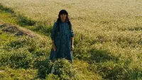 Backdrop to the movie "The Wind Will Carry Us" #527317