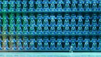 Backdrop to the movie "Toy Story 2" #775330