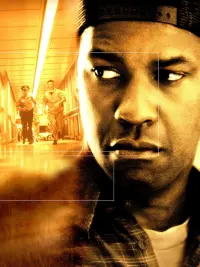 Poster to the movie "John Q" #742440
