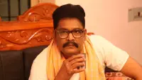 Backdrop to the movie "Palli Paruvathile" #876488