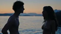 Backdrop to the movie "Parthenope" #738800