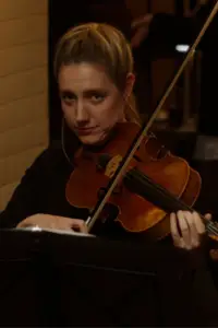 Poster to the movie "On a String" #616820