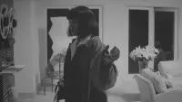 Backdrop to the movie "Pulp Fiction" #690052