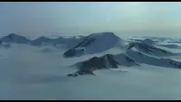 Backdrop to the movie "Antarctica" #798455