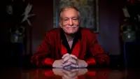 Backdrop to the movie "The N.Y. Friars Club Roast of Hugh Hefner" #758685