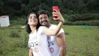 Backdrop to the movie "Meendum" #857165