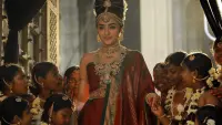 Backdrop to the movie "Ponniyin Selvan: Part I" #418261