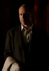Poster to the movie "Lucky Number Slevin" #755768