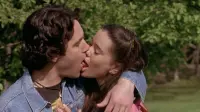 Backdrop to the movie "Wet Hot American Summer" #784122