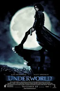 Poster to the movie "Underworld" #956681