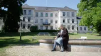 Backdrop to the movie "Sonntagskind - Die Schriftstellerin Helga Schubert" #199699
