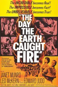 Poster to the movie "The Day the Earth Caught Fire" #1149981
