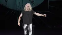 Backdrop to the movie "Billy Connolly: Live in London 2010" #1047457