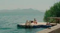 Backdrop to the movie "Aftersun" #691343