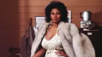 Backdrop to the movie "Sheba, Baby" #782104