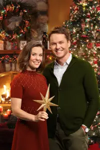 Poster to the movie "Holiday Hearts" #1087580