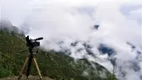 Backdrop to the movie "Invisible World" #767527