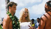 Backdrop to the movie "Baywatch: Hawaiian Wedding" #771335