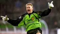 Backdrop to the movie "Schmeichel" #748199