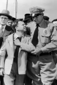 Poster to the movie "Quicksand" #690307