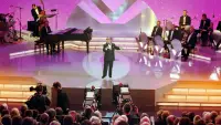 Backdrop to the movie "An Audience with Ronnie Corbett" #889547