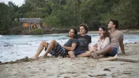 Backdrop to the movie "Summertime" #713977