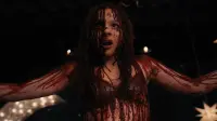 Backdrop to the movie "Carrie" #768356