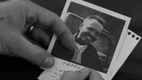 Backdrop to the movie "Memento" #700595