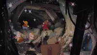 Backdrop to the movie "Snow White and the Seven Dwarfs" #724223