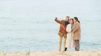 Backdrop to the movie "Three Sisters" #787517