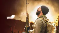 Backdrop to the movie "Sniper" #782149