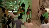 Backdrop to the movie "Dawn of the Dead" #582935
