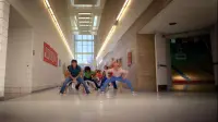 Backdrop to the movie "High School Musical 2" #560574