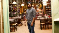 Backdrop to the movie "Mazhai Pidikatha Manithan" #558984